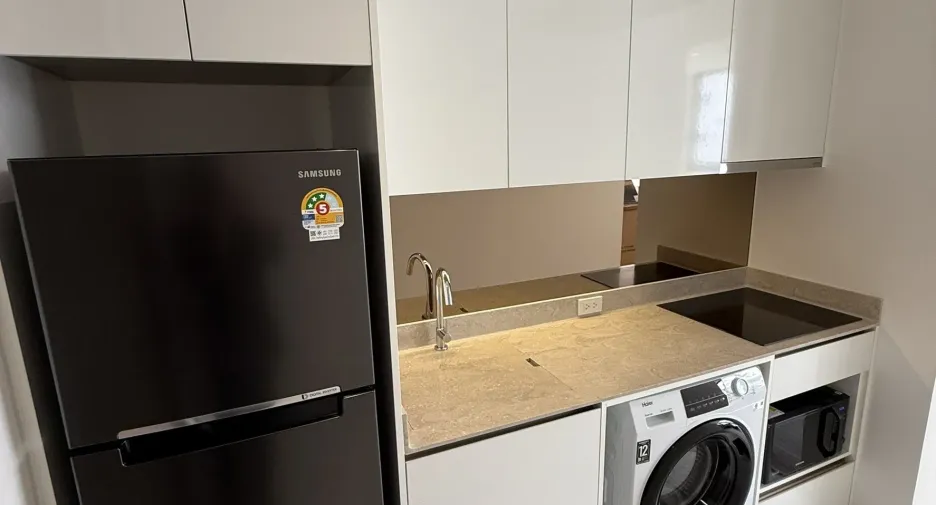 For rent 1 bed condo in Khlong Toei, Bangkok