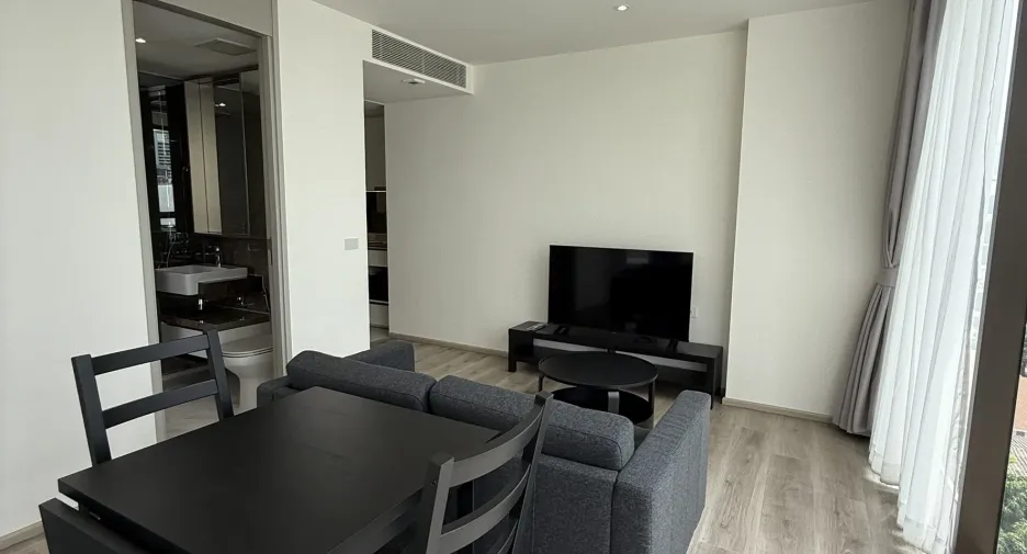 For rent 1 bed condo in Khlong Toei, Bangkok