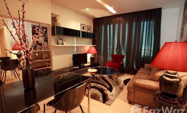 Condo en alquiler de 2 habitaciones en Khlong Toei, Bangkok