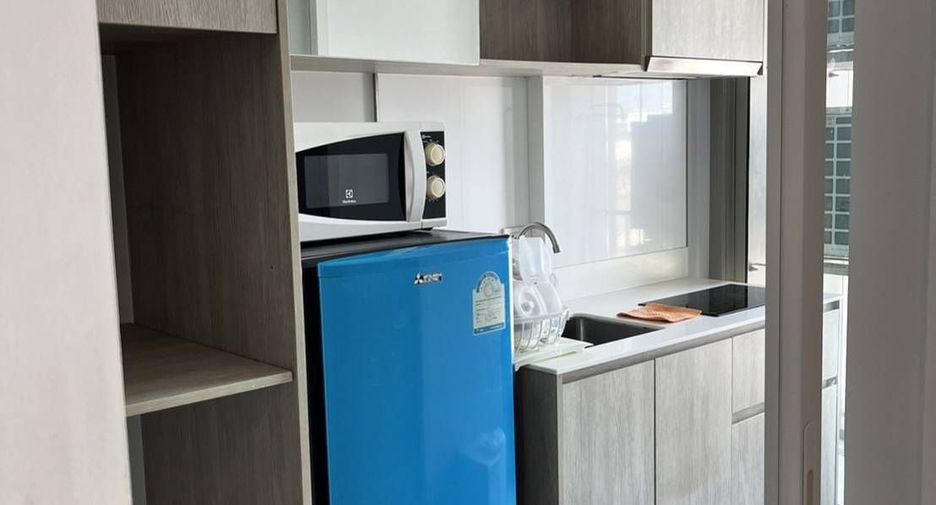 For rent 1 bed condo in Phra Khanong, Bangkok
