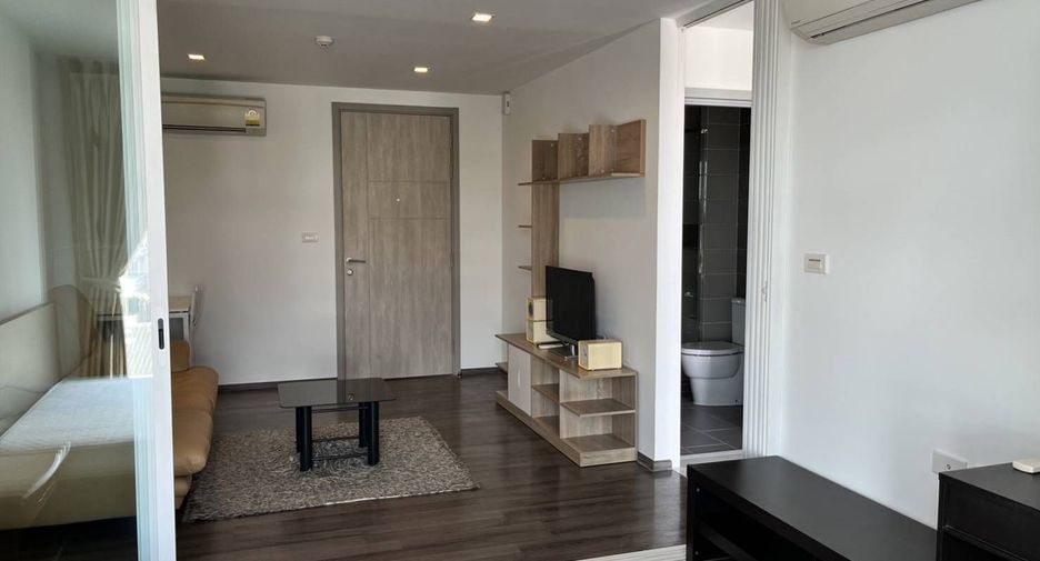 For rent 1 bed condo in Phra Khanong, Bangkok