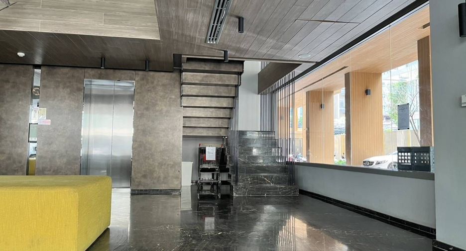 For rent 1 bed condo in Phra Khanong, Bangkok