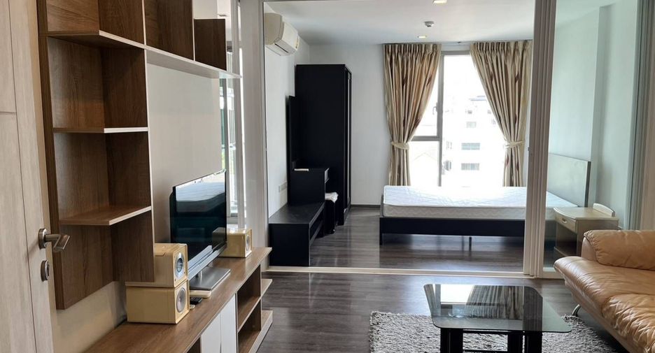 For rent 1 bed condo in Phra Khanong, Bangkok