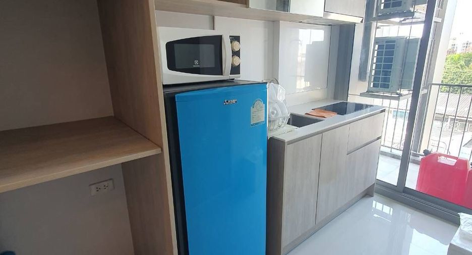 For rent 1 bed condo in Phra Khanong, Bangkok