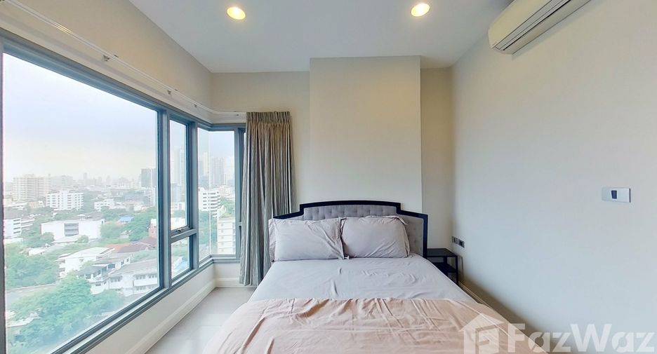 For rent 2 bedrooms condo in Khlong Toei, Bangkok