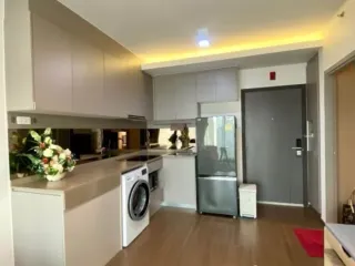For rent 2 bedrooms condo in Phra Khanong, Bangkok