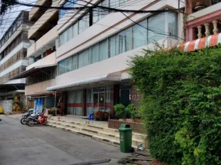 Casa en alquiler de estudio en Yan Nawa, Bangkok