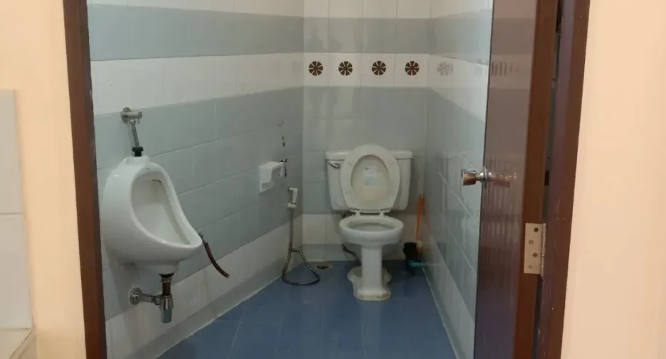For rent studio house in Yan Nawa, Bangkok