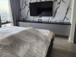 For rent 2 bedrooms condo in Yan Nawa, Bangkok
