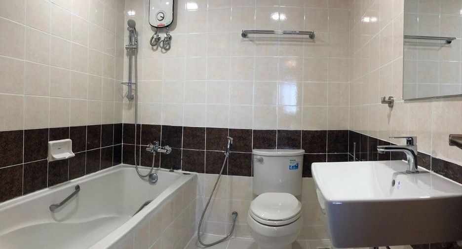 Wohnung zur Miete mit 2 Zimmer in Watthana, Bangkok