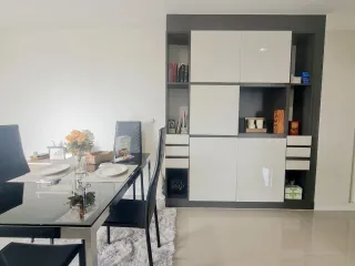 出租 2 卧室 公寓 在 Huai Khwang, 曼谷