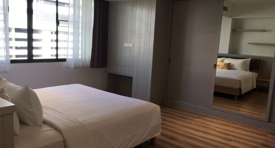 Condo en alquiler de 3 habitaciones en Watthana, Bangkok