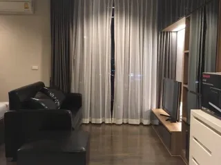 Condo en alquiler de 1 habitaciones en Sathon, Bangkok