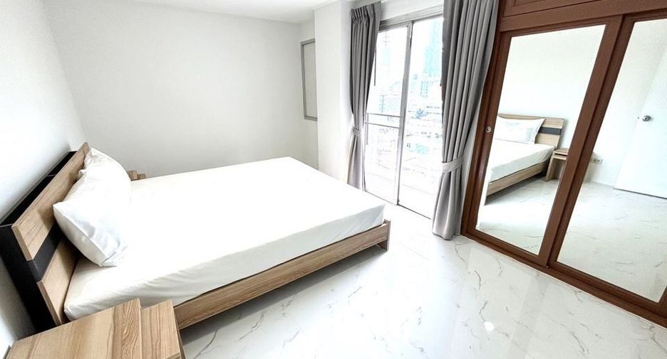 Wohnung zur Miete mit 2 Zimmer in Khlong Toei, Bangkok