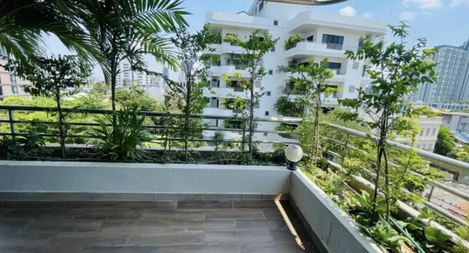 For rent 3 bedrooms apartment in Watthana, Bangkok