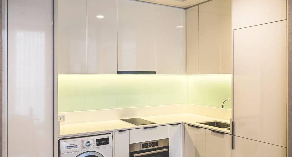 For rent 1 bed condo in Sathon, Bangkok