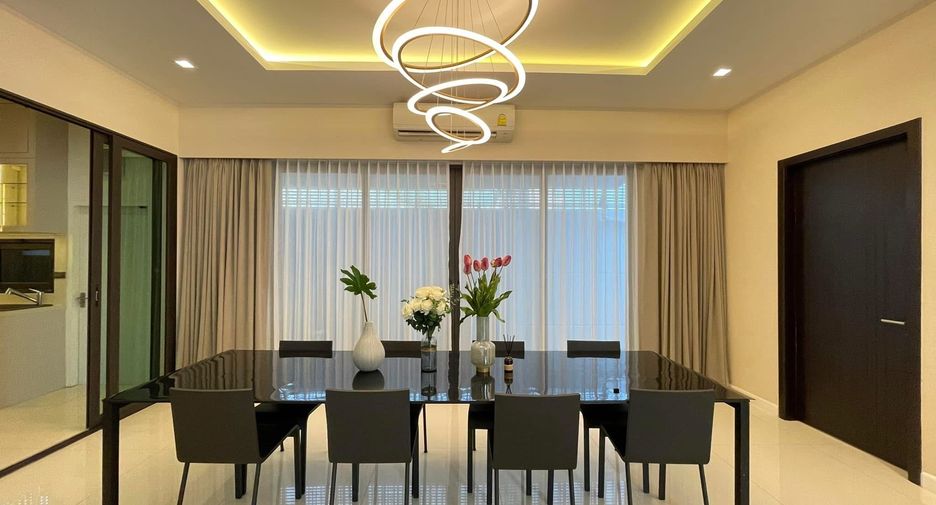 Haus zur Miete mit 5 Zimmer in Bang Sue, Bangkok