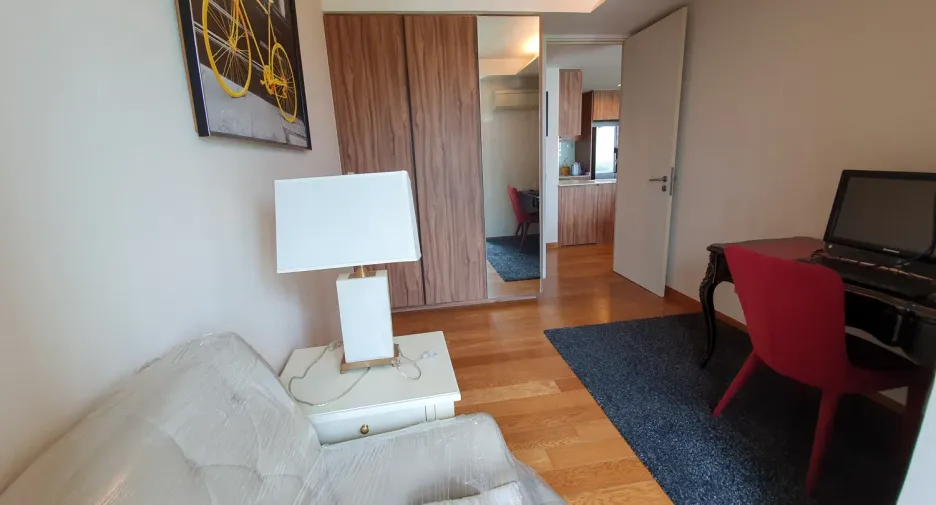 For rent 3 bedrooms condo in Watthana, Bangkok