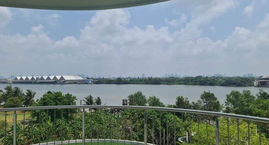 Wohnung zur Miete mit 3 Zimmer in Yan Nawa, Bangkok