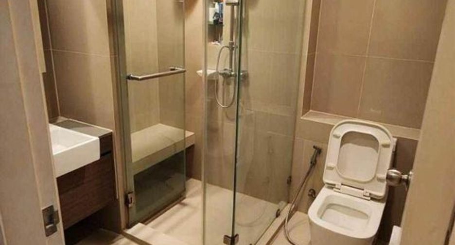 For rent 1 bed condo in Huai Khwang, Bangkok