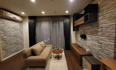 À louer 1 chambre condo à Huai Khwang, Bangkok