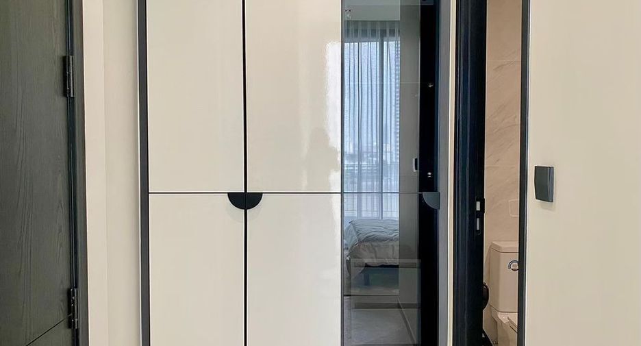 For rent 1 bed condo in Khlong San, Bangkok