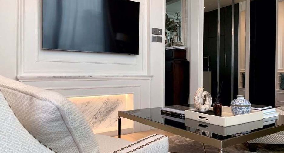 For rent 1 bed condo in Pathum Wan, Bangkok