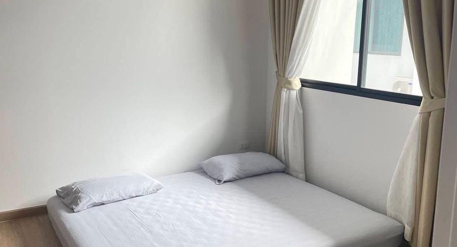 For rent 3 bedrooms townhouse in Bang Phli, Samut Prakan