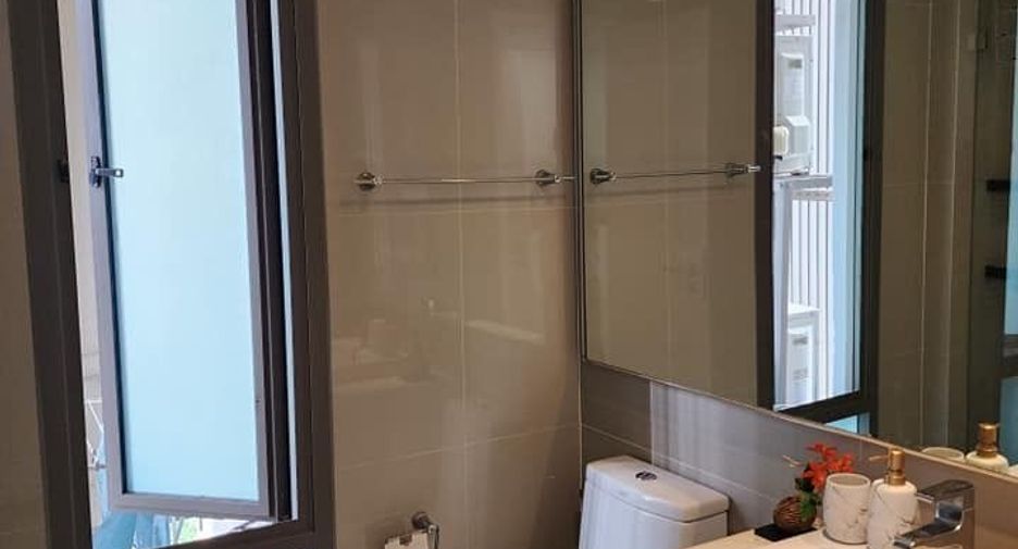 Wohnung zur Miete mit 2 Zimmer in Yan Nawa, Bangkok