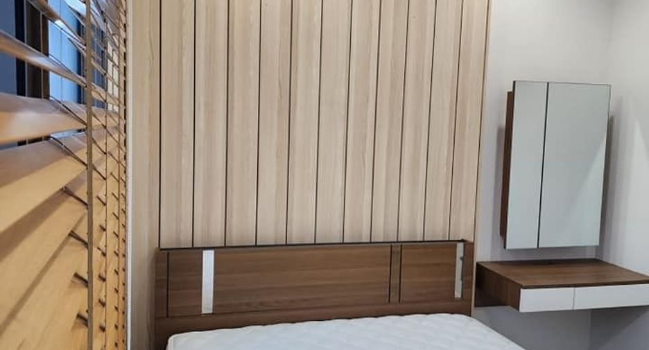 Wohnung zur Miete mit 2 Zimmer in Yan Nawa, Bangkok