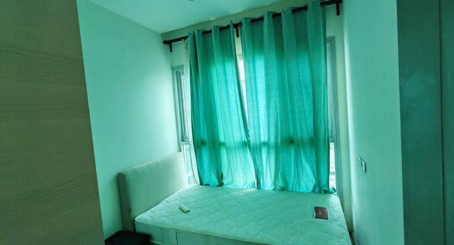 For rent 2 bedrooms condo in Huai Khwang, Bangkok