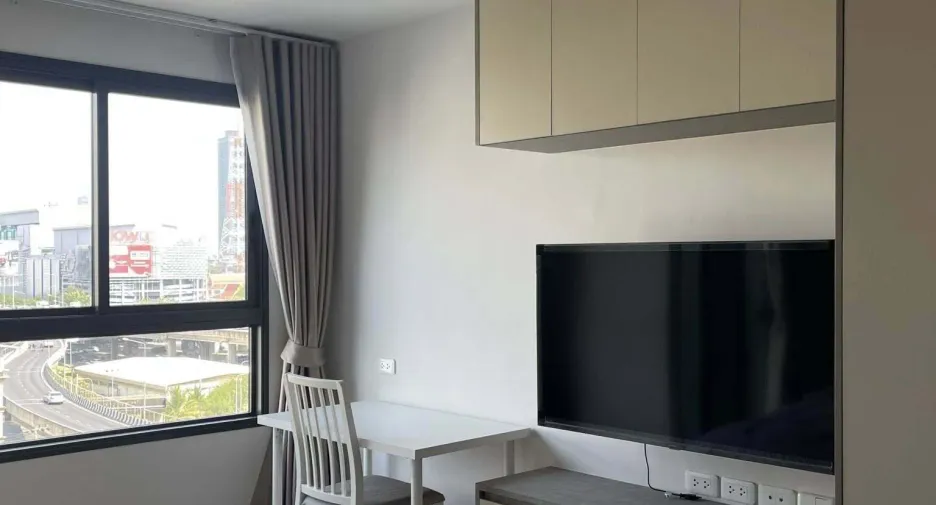 For rent studio condo in Huai Khwang, Bangkok