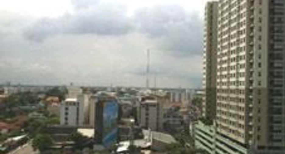 Condo en alquiler de 1 habitaciones en Bang Phlat, Bangkok