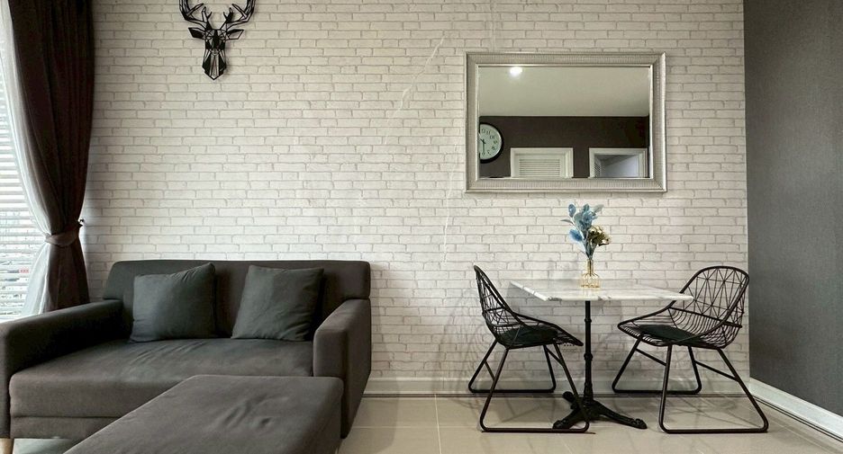 For rent 1 bed condo in Huai Khwang, Bangkok