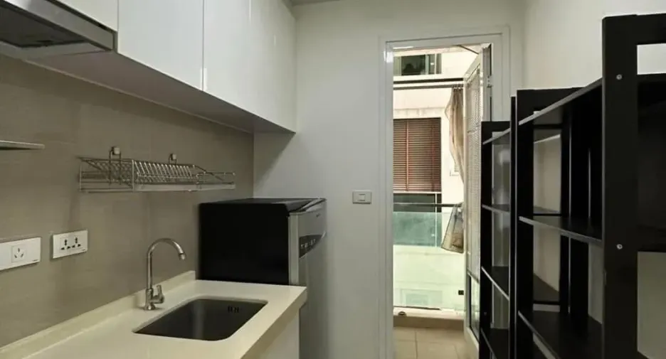 For rent 1 bed condo in Huai Khwang, Bangkok