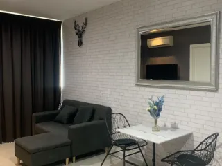 À louer 1 chambre condo à Huai Khwang, Bangkok