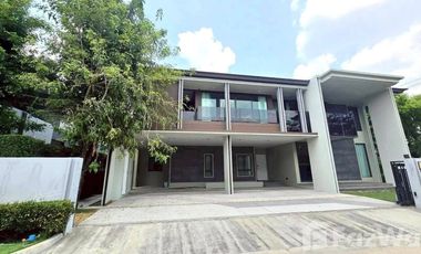 Haus zur Miete mit 5 Zimmer in Bang Kapi, Bangkok