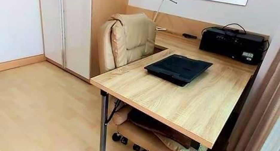 For rent 2 ベッドルーム condo in Huai Khwang, Bangkok