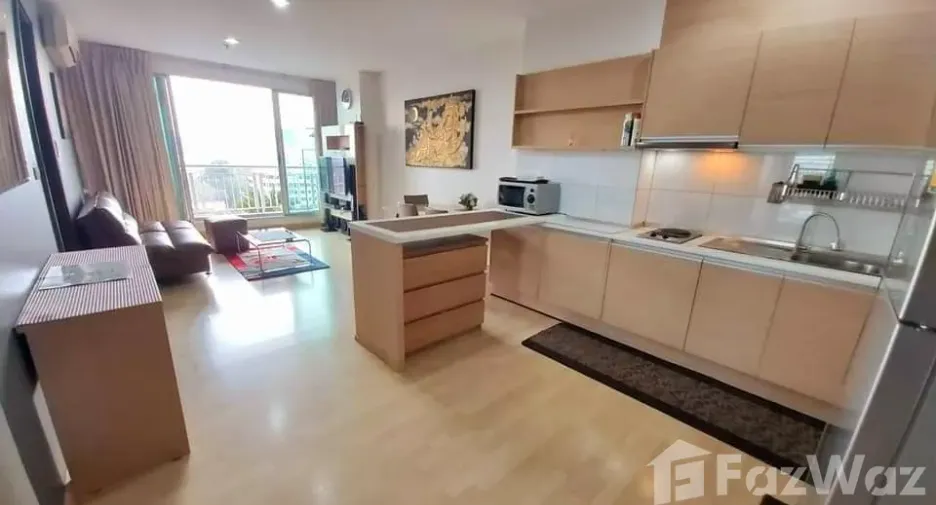 For rent 2 ベッドルーム condo in Huai Khwang, Bangkok