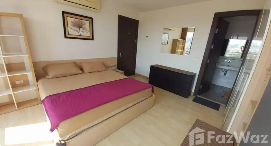 For rent 2 ベッドルーム condo in Huai Khwang, Bangkok