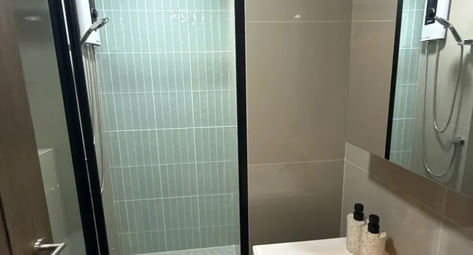For rent studio condo in Phaya Thai, Bangkok