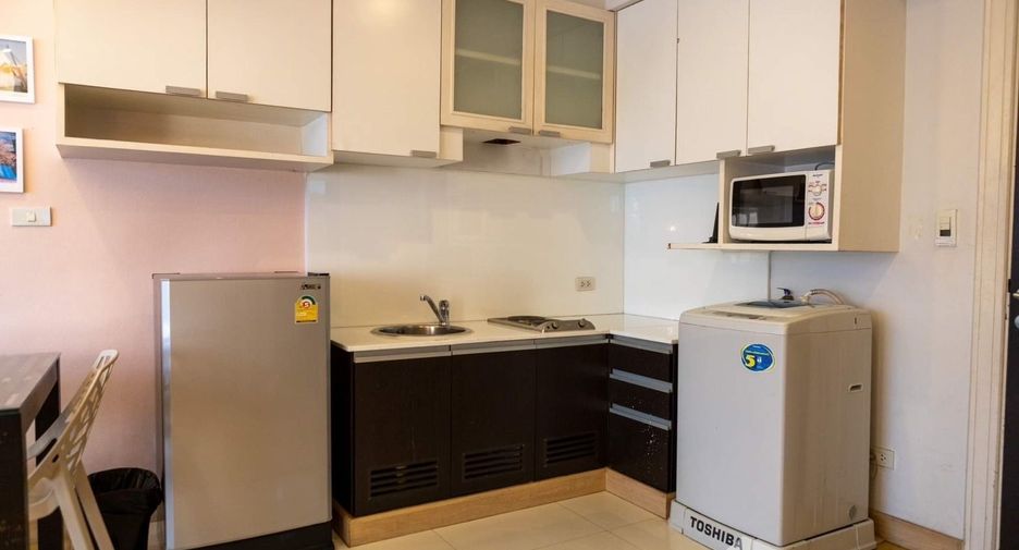 For rent 1 bed apartment in Watthana, Bangkok