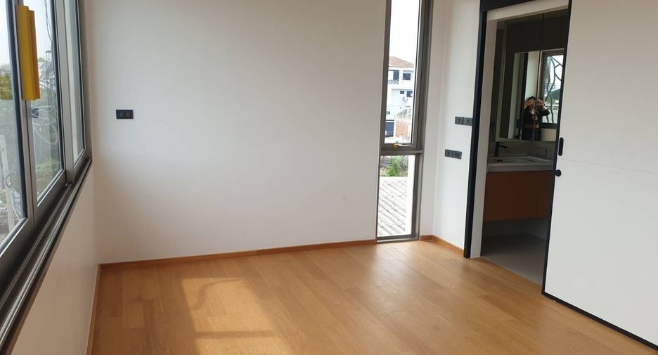 Reihenhaus zur Miete mit 3 Zimmer in Chatuchak, Bangkok