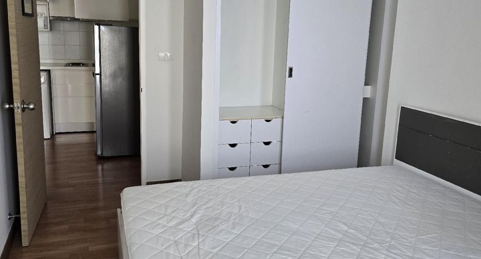 Condo en alquiler de 1 habitaciones en Bang Na, Bangkok