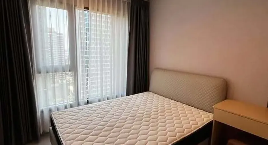 For rent 1 bed condo in Huai Khwang, Bangkok
