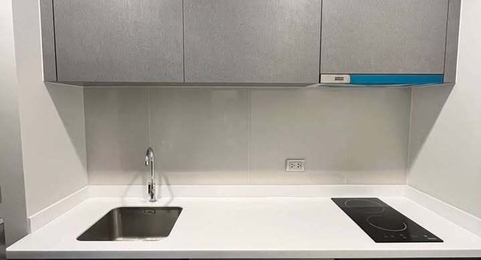 For rent 1 bed condo in Huai Khwang, Bangkok