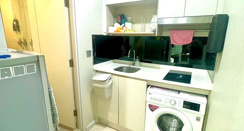 For rent 1 bed condo in Sathon, Bangkok