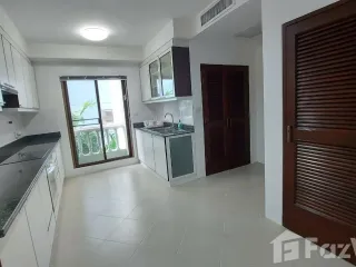 For rent 2 bedrooms apartment in Watthana, Bangkok
