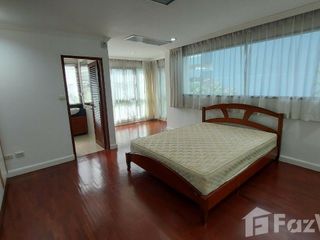 For rent 2 bedrooms apartment in Watthana, Bangkok