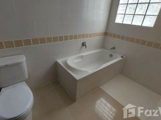 Apartment zur Miete mit 2 Zimmer in Watthana, Bangkok
